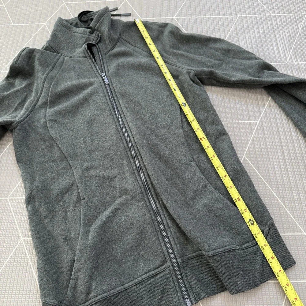 Lululemon Huddle & Hustle Jacket Size 10 Heathered‎ Camo Green LW4AVDS